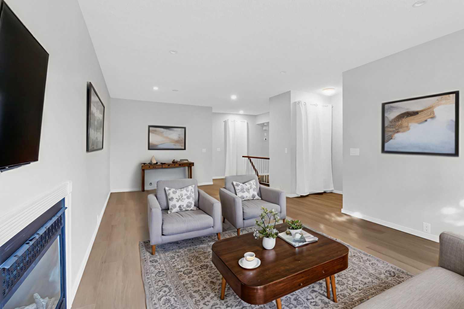 968 Bracewood Rise SW