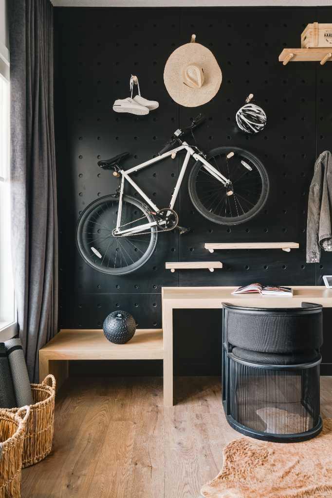 220 Sovereign Common SW