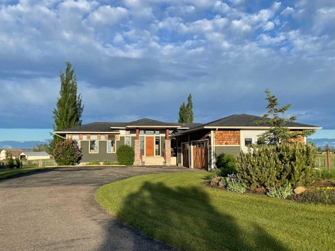 Photo of 1 Sunset Ridge Drive, Rural Foothills County, AB T0L 0X0 (MLS # A2341680)