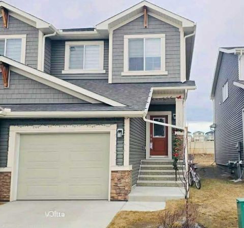 1509 Bayview Point SW Airdrie AB T4B 5K1