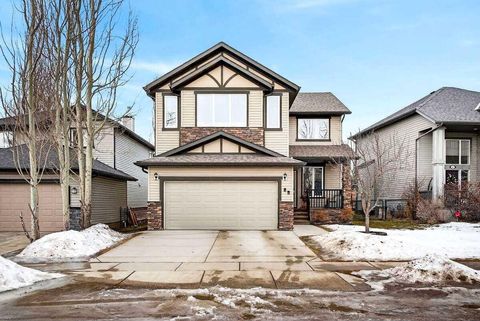 55 Sheep River Cove Okotoks AB T1S 2T4