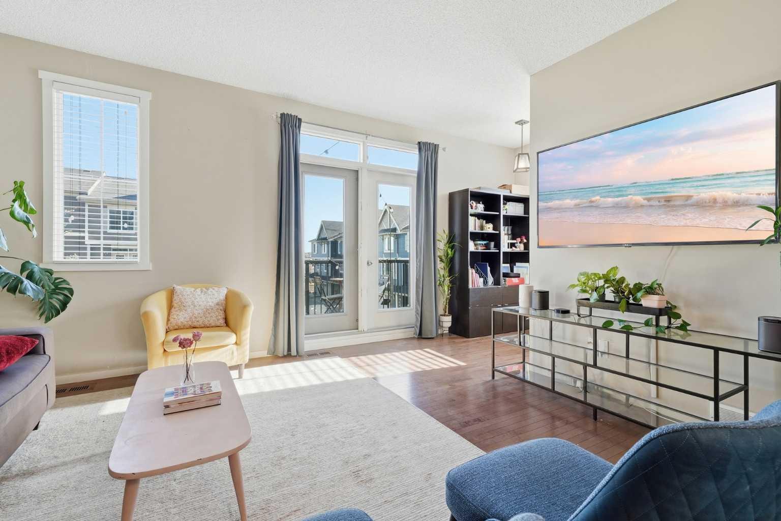 176 Evansview Gardens NW