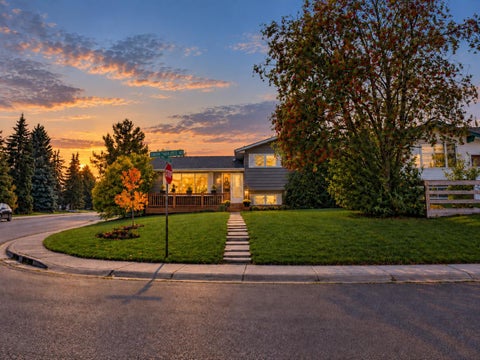 Photo of 500 Queen Charlotte Road SE, Calgary, AB T2J 4H7 (MLS # A2347512)