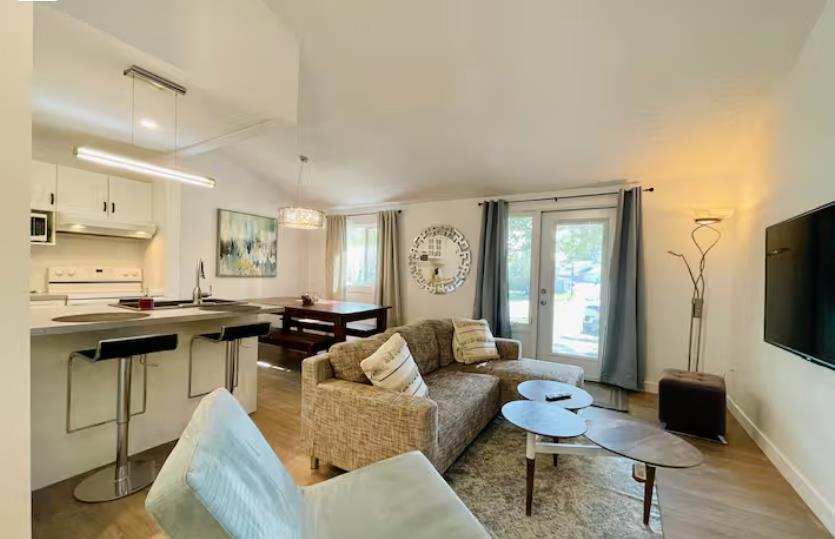Photo of 830 Columbia Boulevard W, Lethbridge, AB T1K 5A5 (MLS # A2353047)