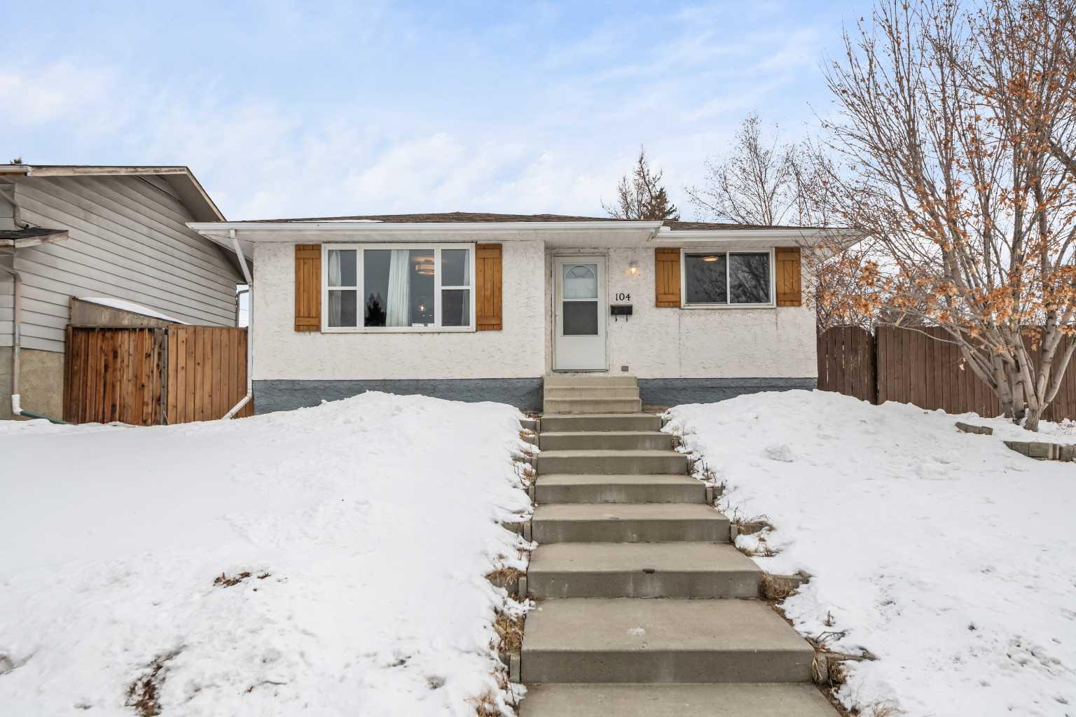 104 Doverthorn Close SE