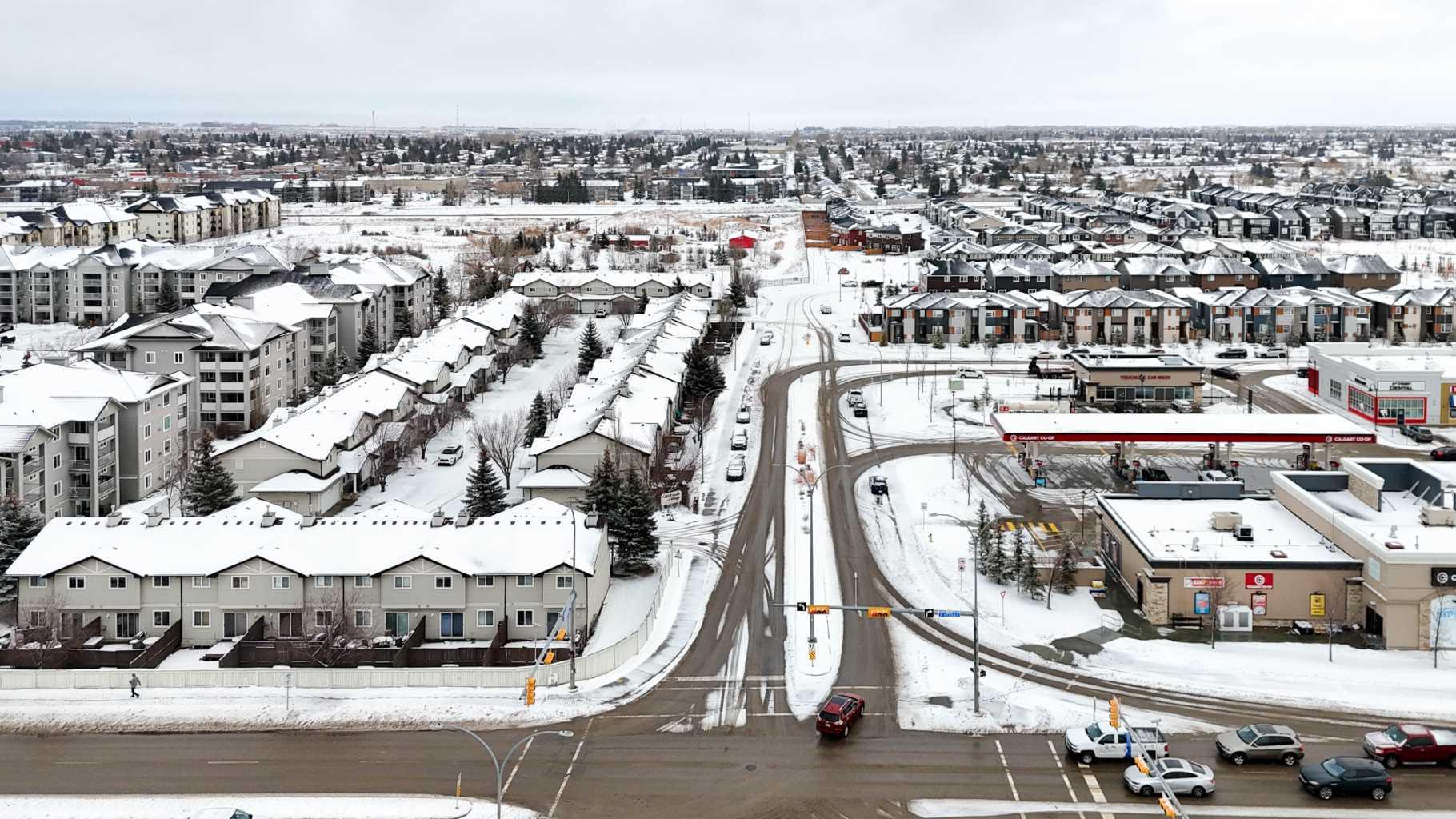 760 Railway Gate SW 204