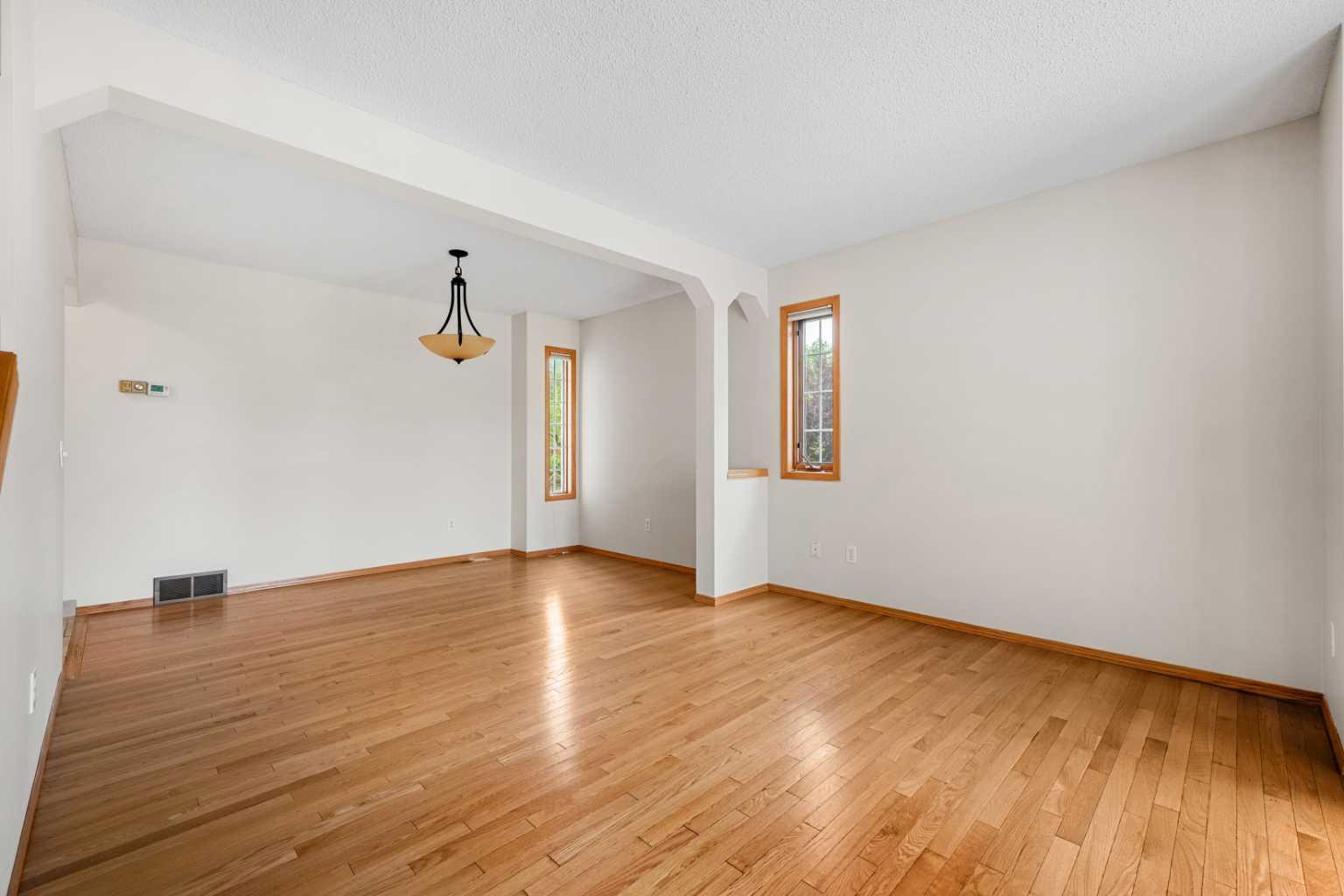 115 Macewan Park Circle
