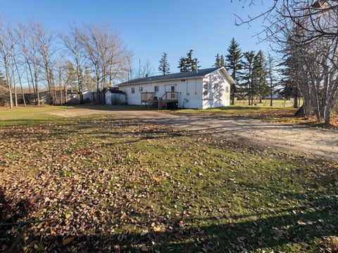 Photo of 202 3 Avenue N.E., McLennan, AB T0H 2L0 (MLS # A2353867)