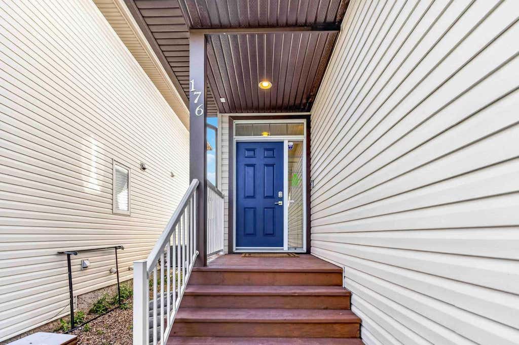 Photo of 176 Hawthorn Way, Fort McMurray, AB T9K 0P2 (MLS # A2339340)