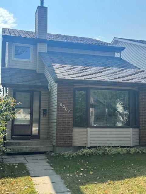 8007 Ranchview Drive NW Calgary AB T3G 1S7