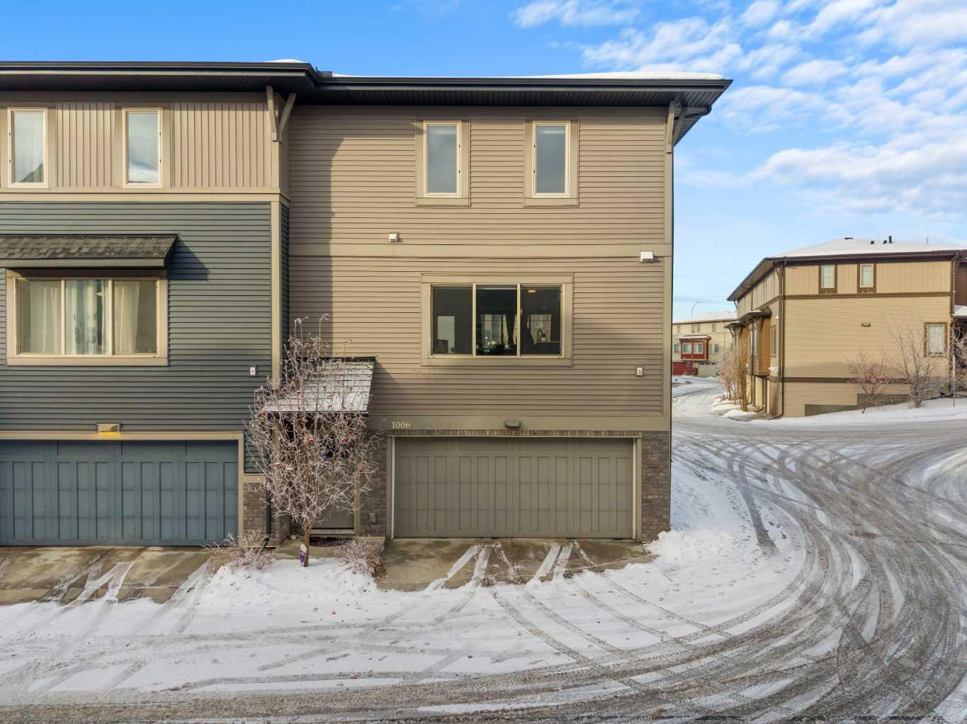 32 Horseshoe Crescent 1006