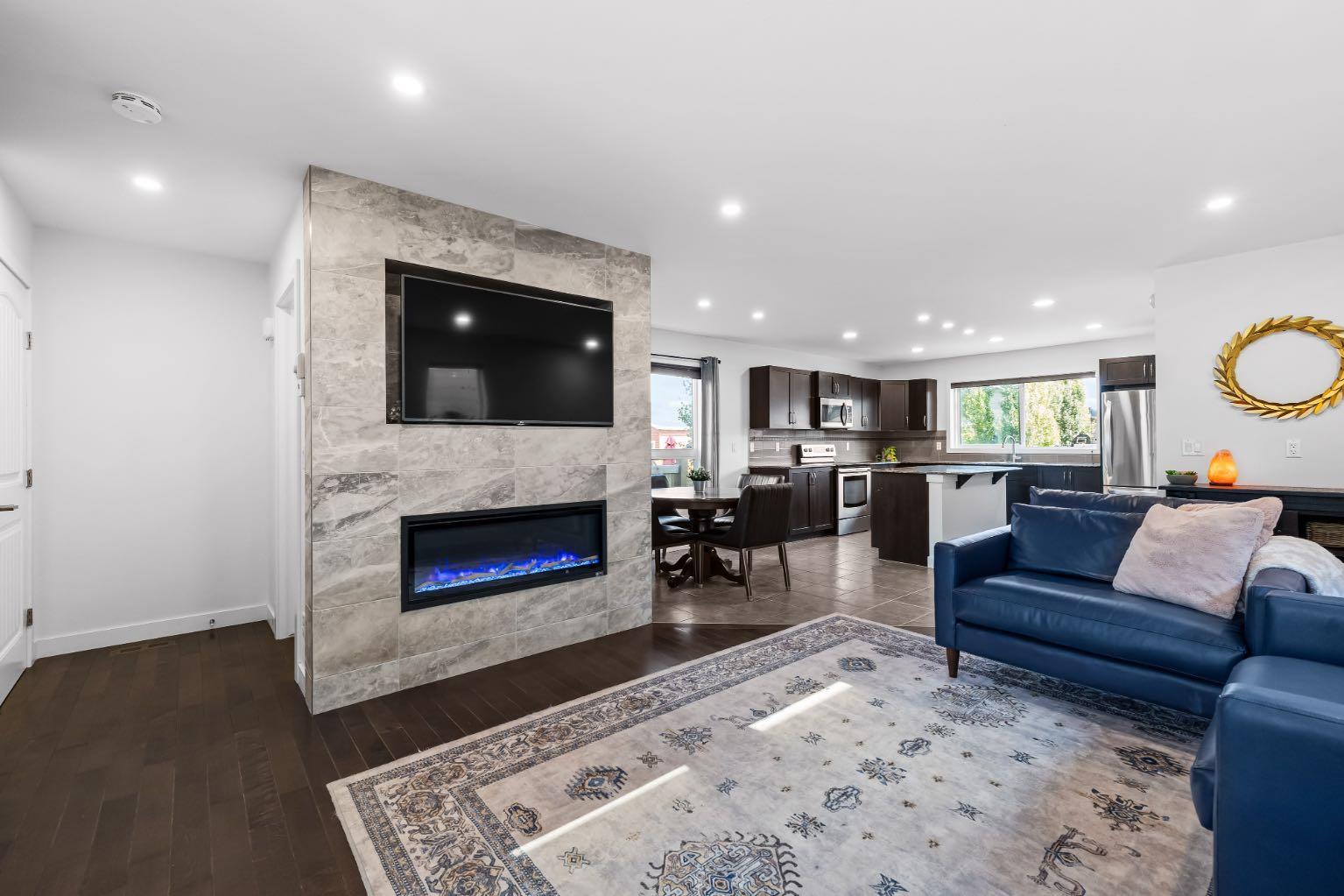 107 Drake Landing Loop