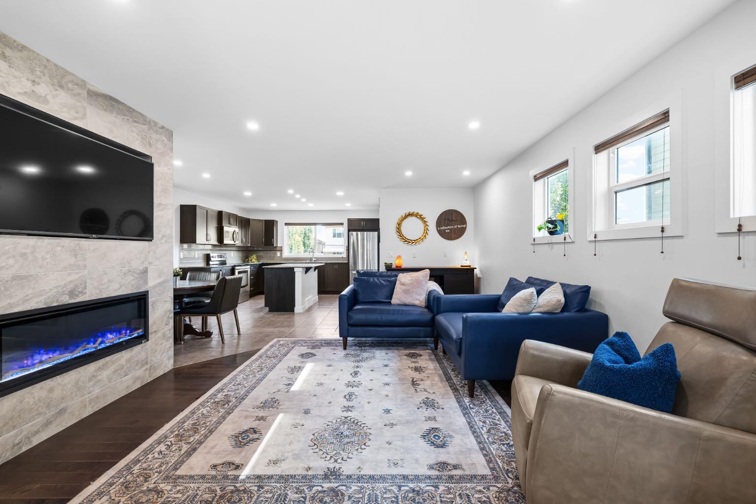 107 Drake Landing Loop