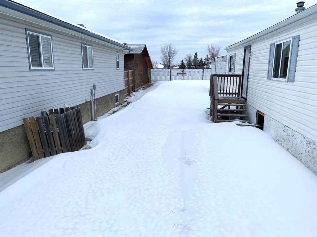 Photo of 140 Cokerill Crescent, Fort McMurray, AB T9K 2J3 (MLS # A2284963)