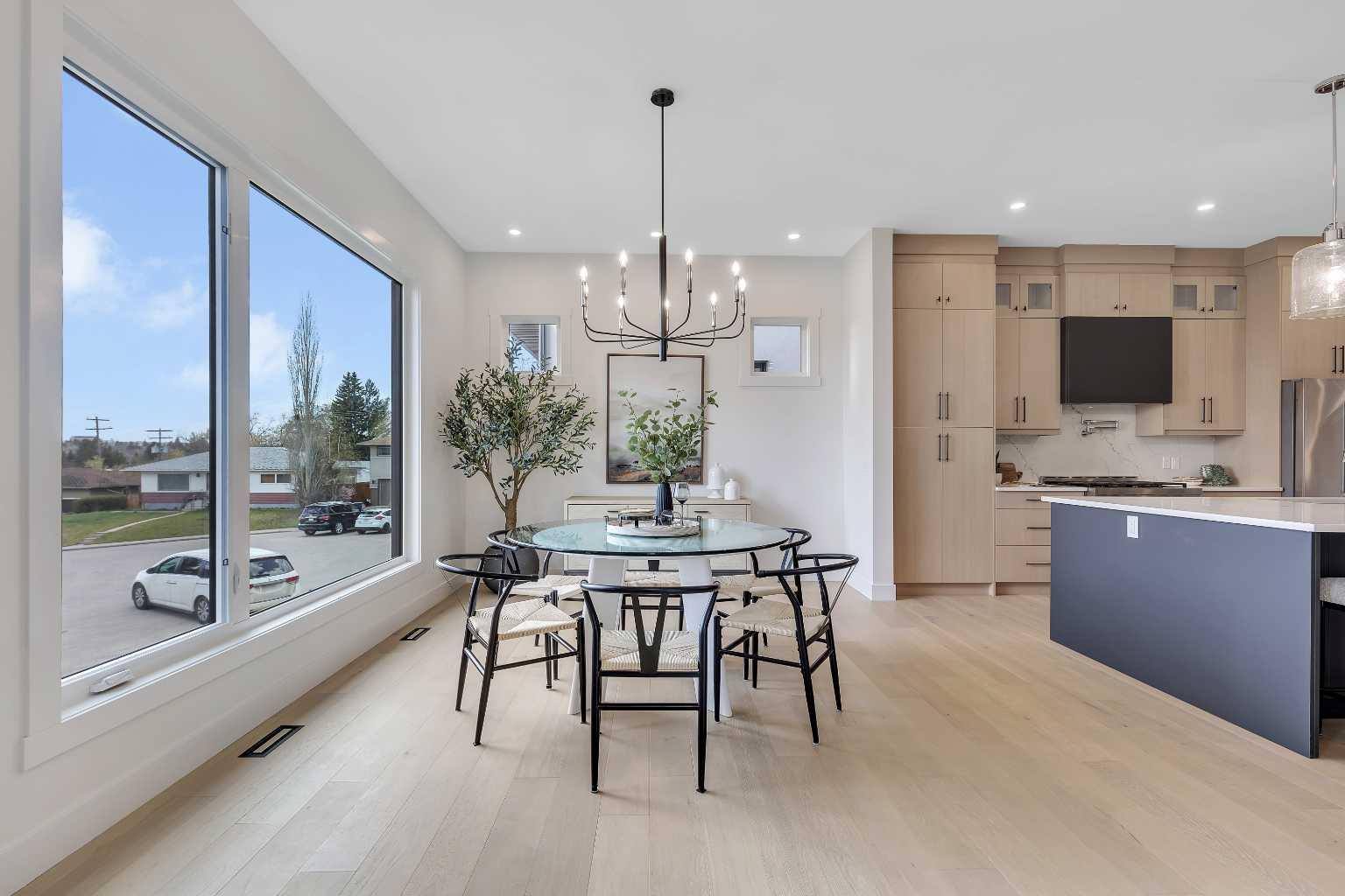 42 Collingwood Place NW