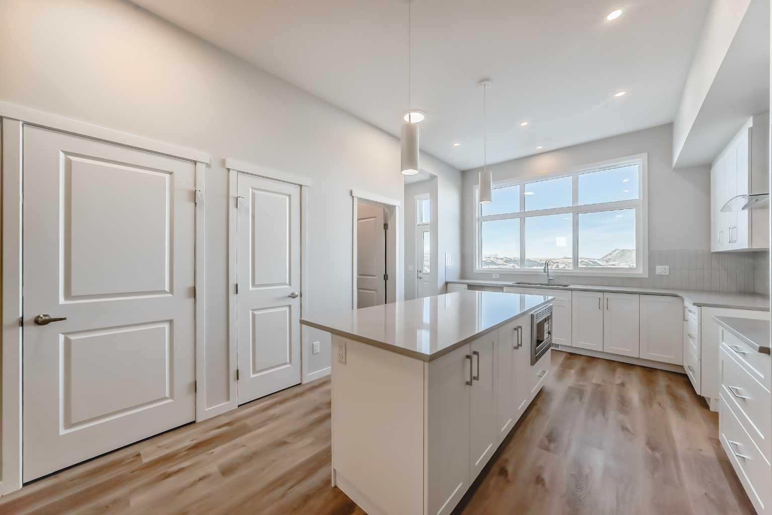 1058 Sawgrass Link NW