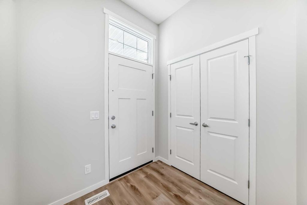 Photo of 1058 Sawgrass Link NW, Airdrie, AB T4B 5V2 (MLS # A2266975)