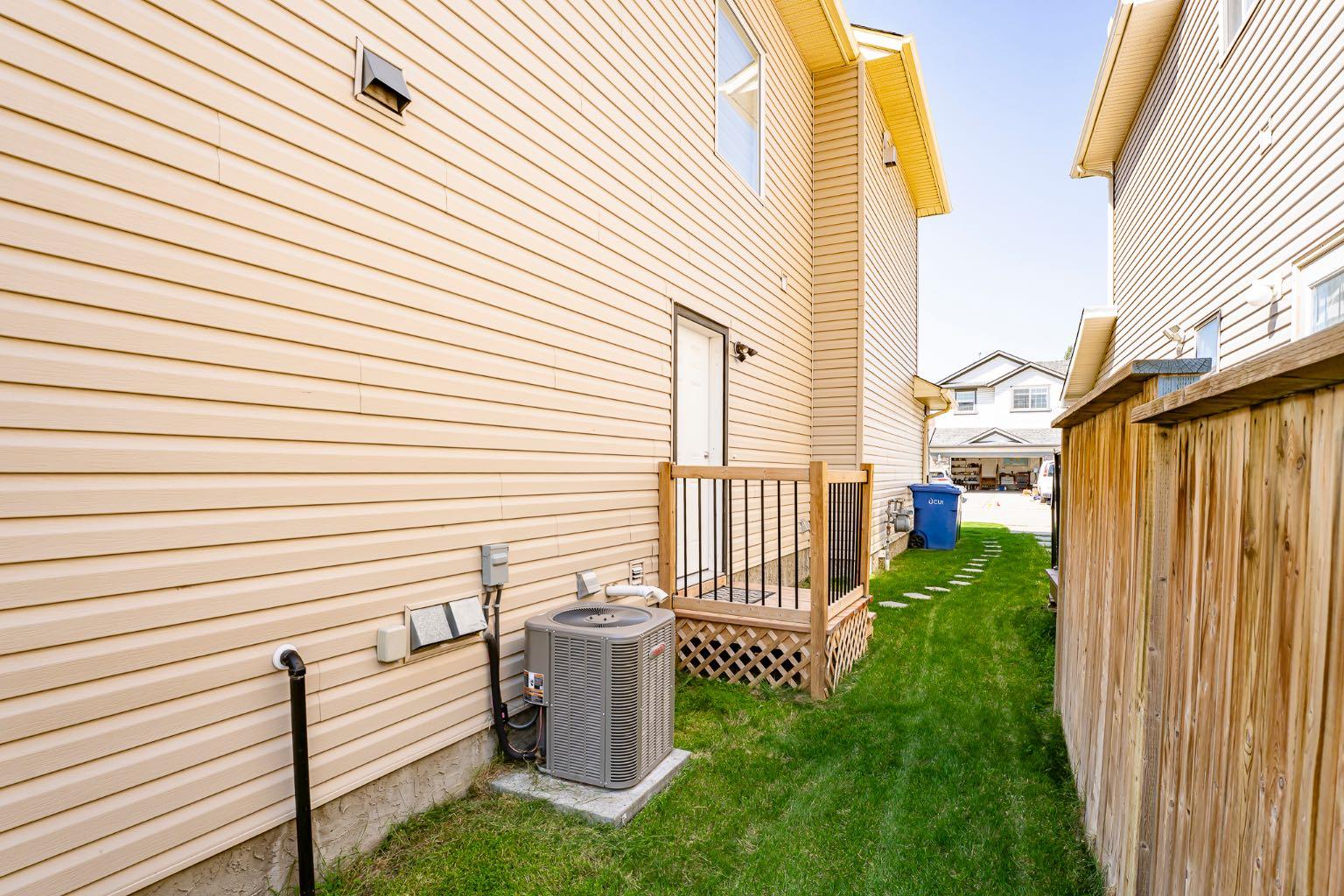 132 Willowmere Close