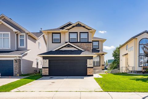 Photo of 132 Willowmere Close, Chestermere, AB T1X 1S2 (MLS # A2258651)