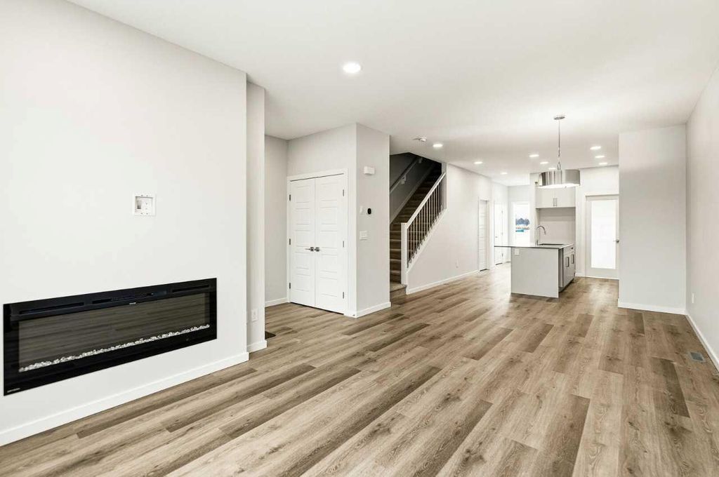 Photo of 157 Lincoln Crescent, Rural Red Deer County, AB T4E 3E5 (MLS # A2292391)