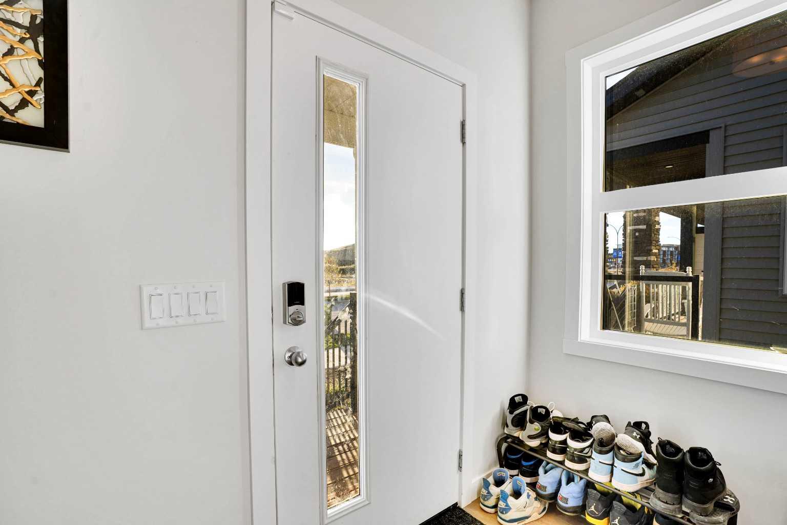 514 Wolf Willow Boulevard SE