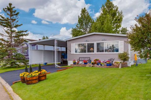 99 Arbour Lake Road NW 130 Calgary AB T3G 4E4