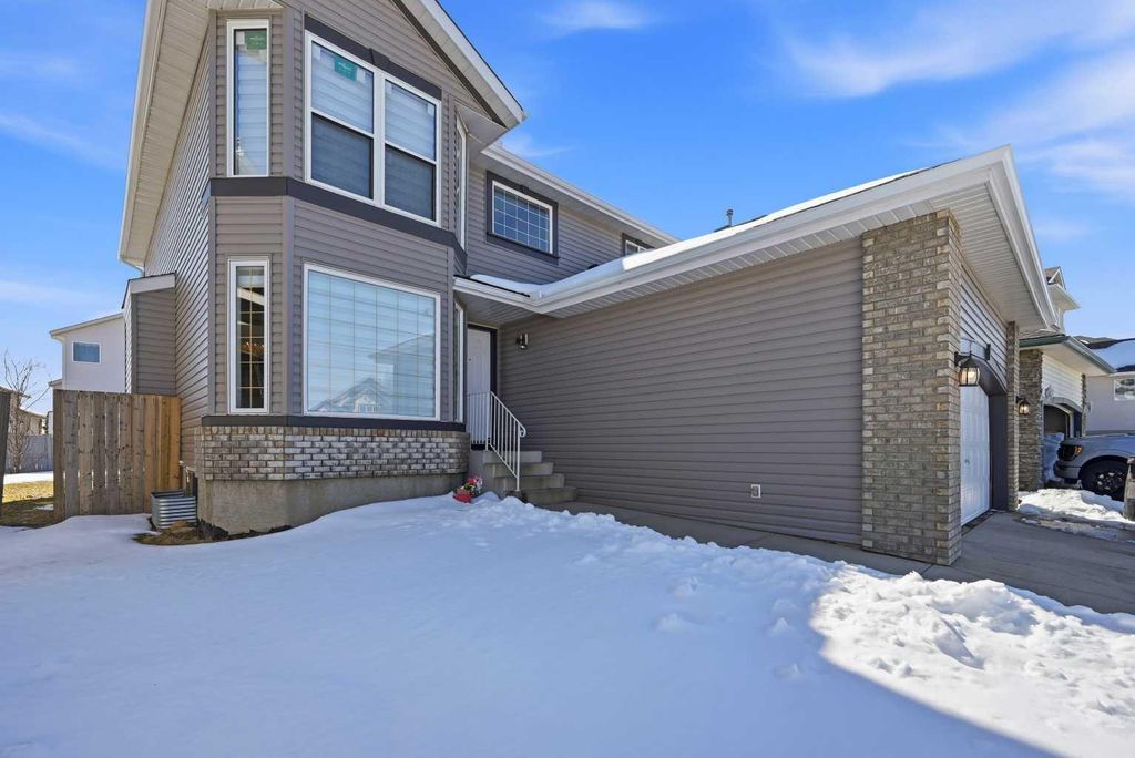 Photo of 46 Panorama Hills Close NW, Calgary, AB T3K 5J2 (MLS # A2305952)