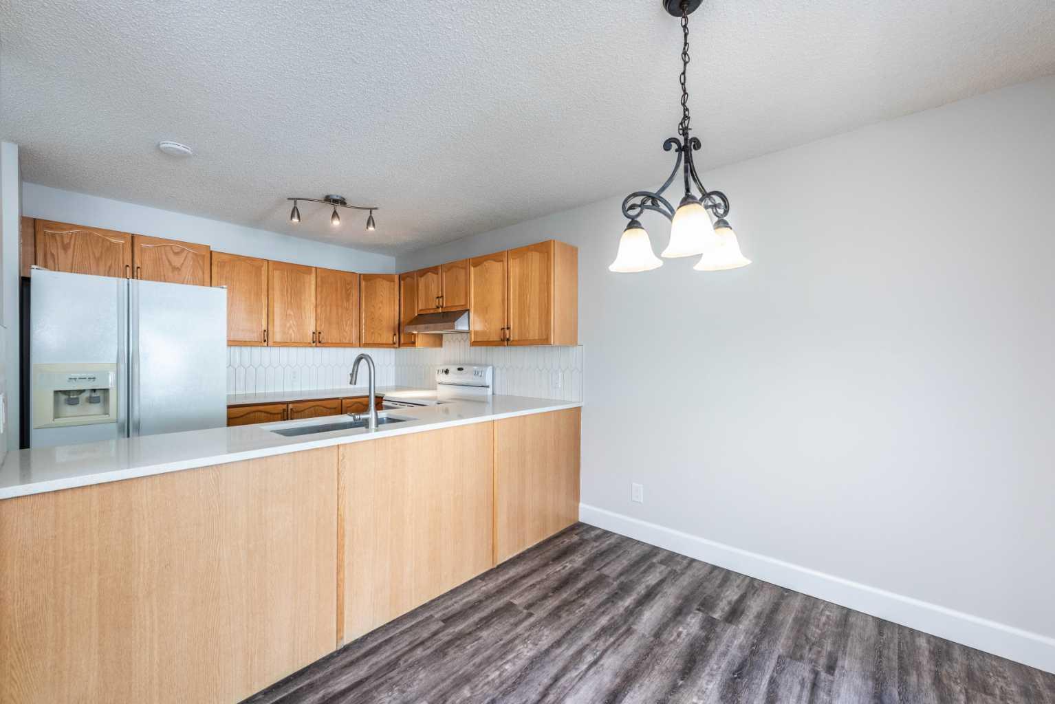 783 Erin Woods Drive SE