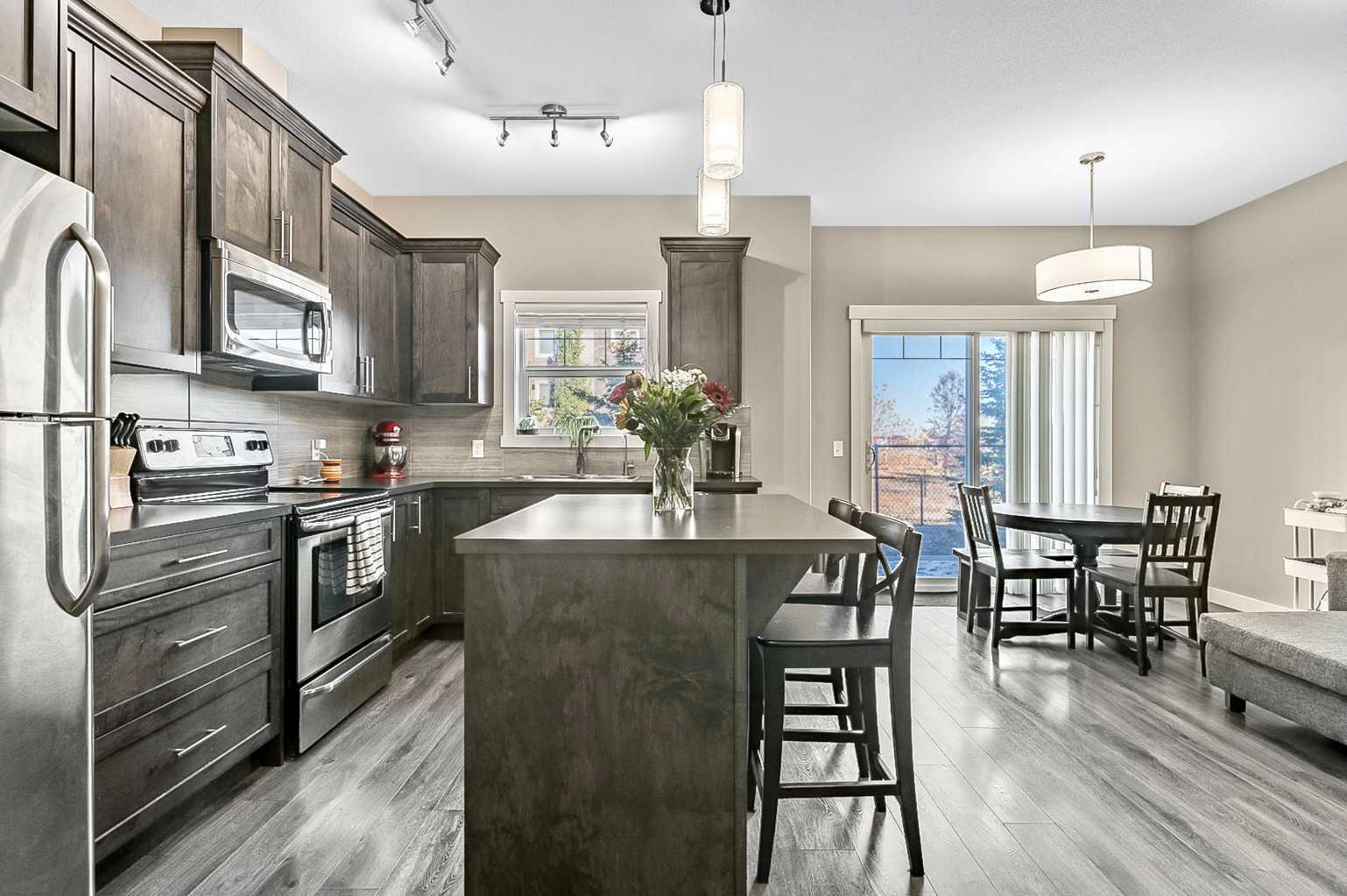 108 Skyview Ranch Grove NE