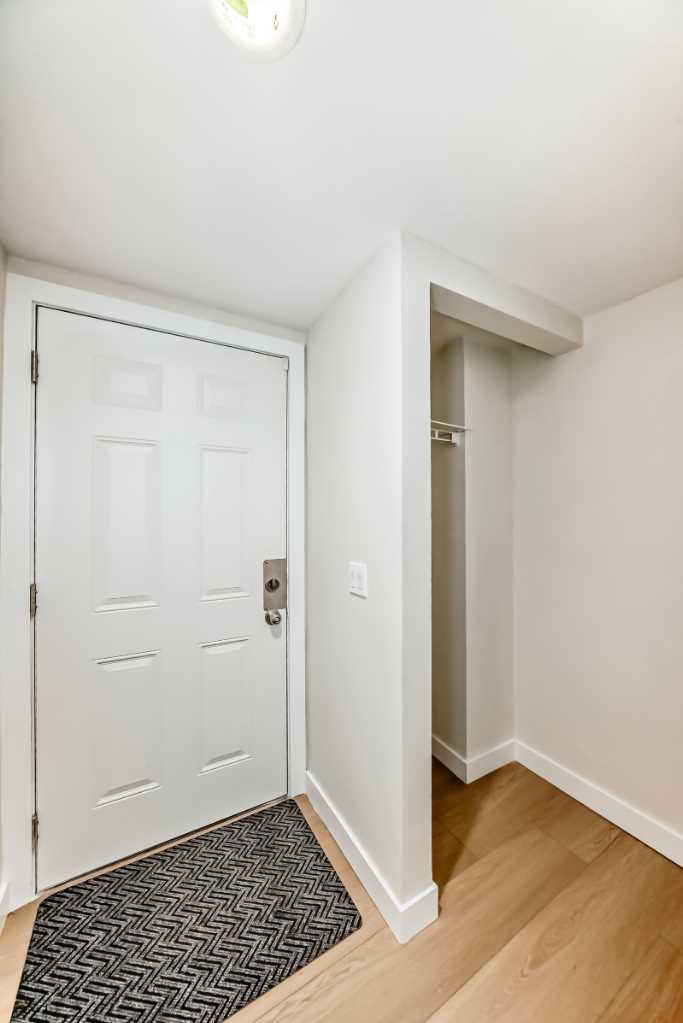 919 38 Street NE 305