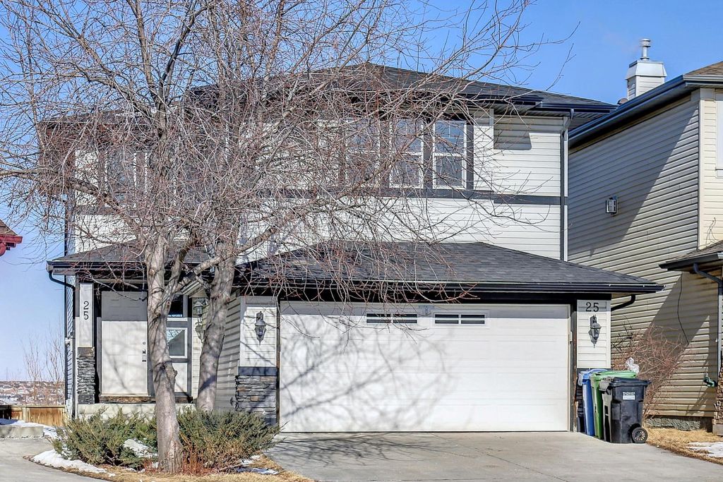 Photo of 25 Panamount Crescent NW, Calgary, AB T3K 5L7 (MLS # A2268363)