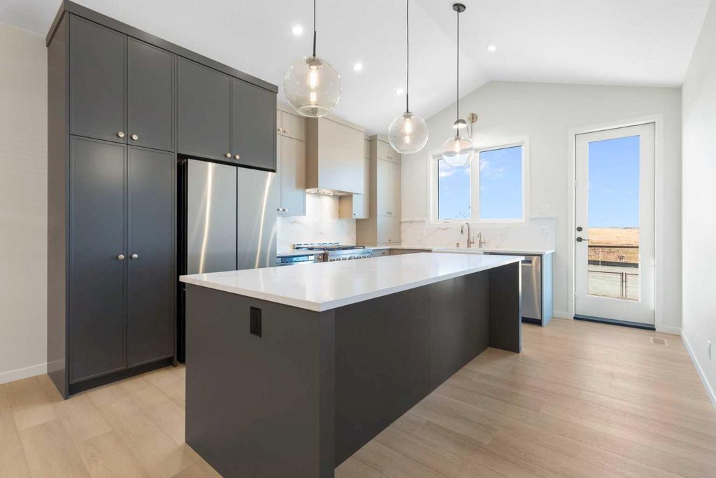 Photo of 147 Marmot Grove NW, Calgary, AB T3R 2G4 (MLS # A2310647)