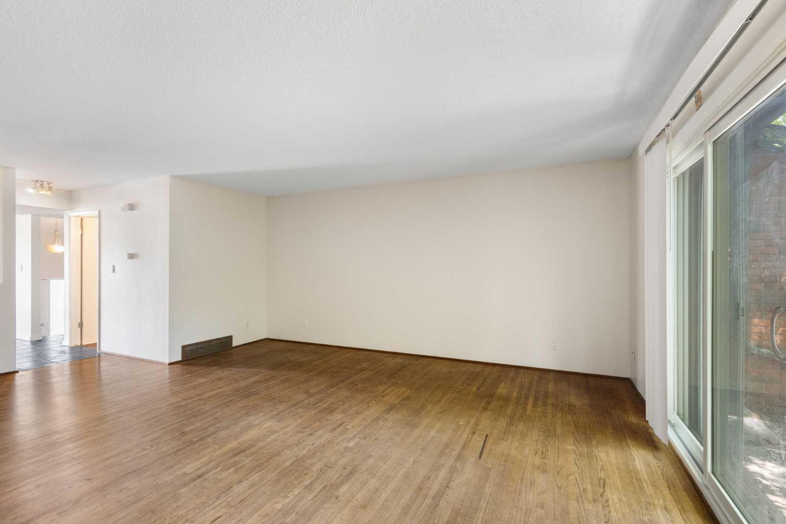 1305 Glenmore Trail SW 303