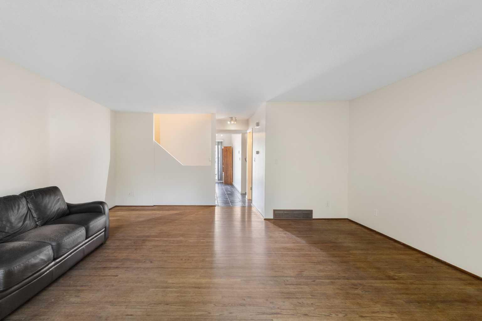 1305 Glenmore Trail SW 303