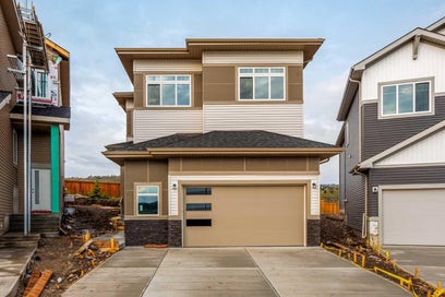109 Topaz Place Cochrane AB T4C 3P1