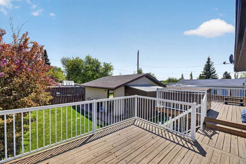 Photo of 5609 Sherwood Crescent, Olds, AB T4H 1C5 (MLS # A2315829)