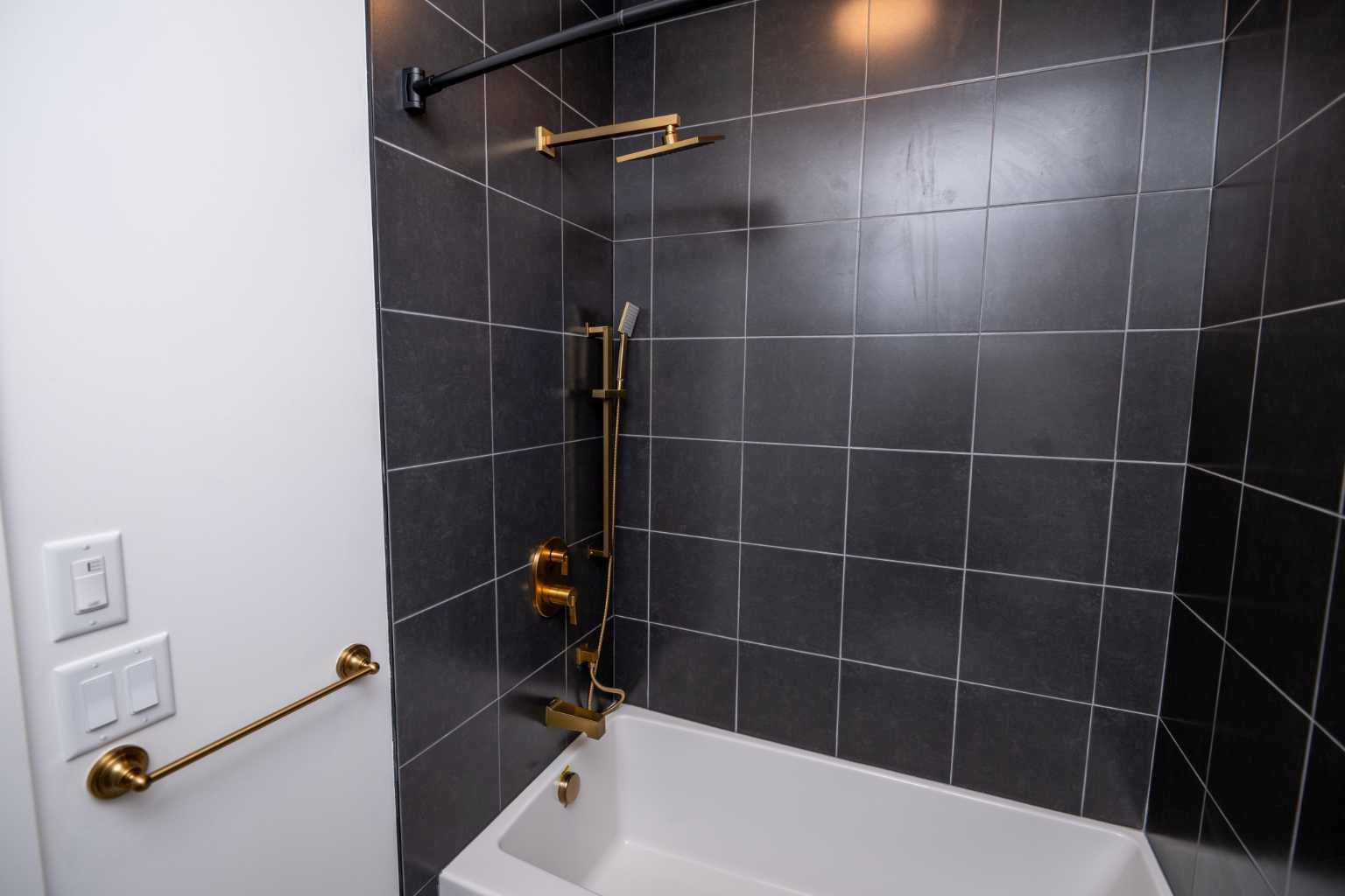 330 Dieppe Drive SW 607