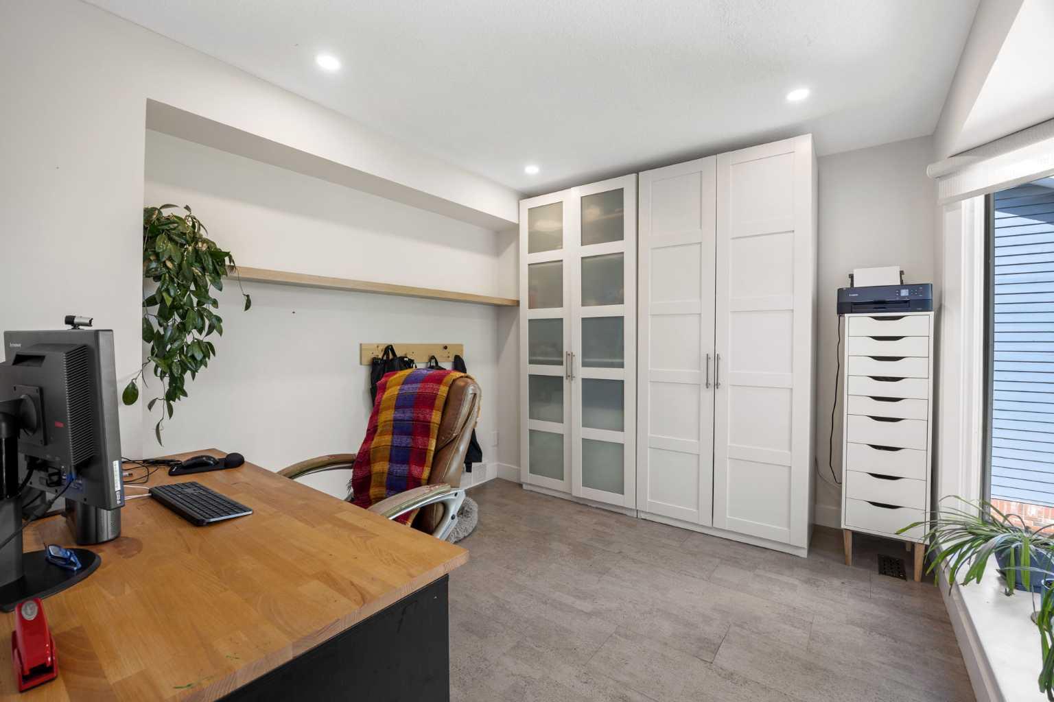 11 Stradwick Way SW