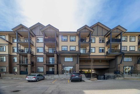Photo of 117 Copperpond Common SE #403, Calgary, AB T2Z 5E2 (MLS # A2309558)