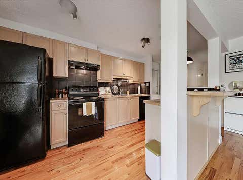 Tiny photo for 112 23 Avenue SW #305, Calgary, AB T2S 0J1 (MLS # A2328475)