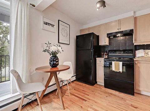 Tiny photo for 112 23 Avenue SW #305, Calgary, AB T2S 0J1 (MLS # A2328475)