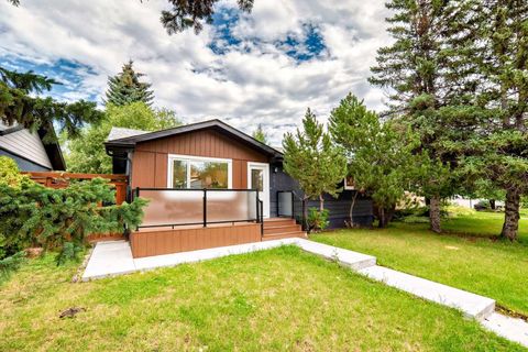 Photo of 264 99 Avenue SE, Calgary, AB T2J 0J1 (MLS # A2293592)