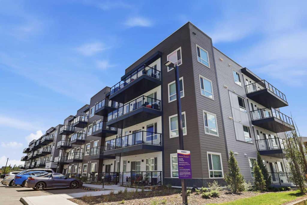 Photo of 33 Carringham Gate NW #3304, Calgary, AB T3P 2H6 (MLS # A2319995)