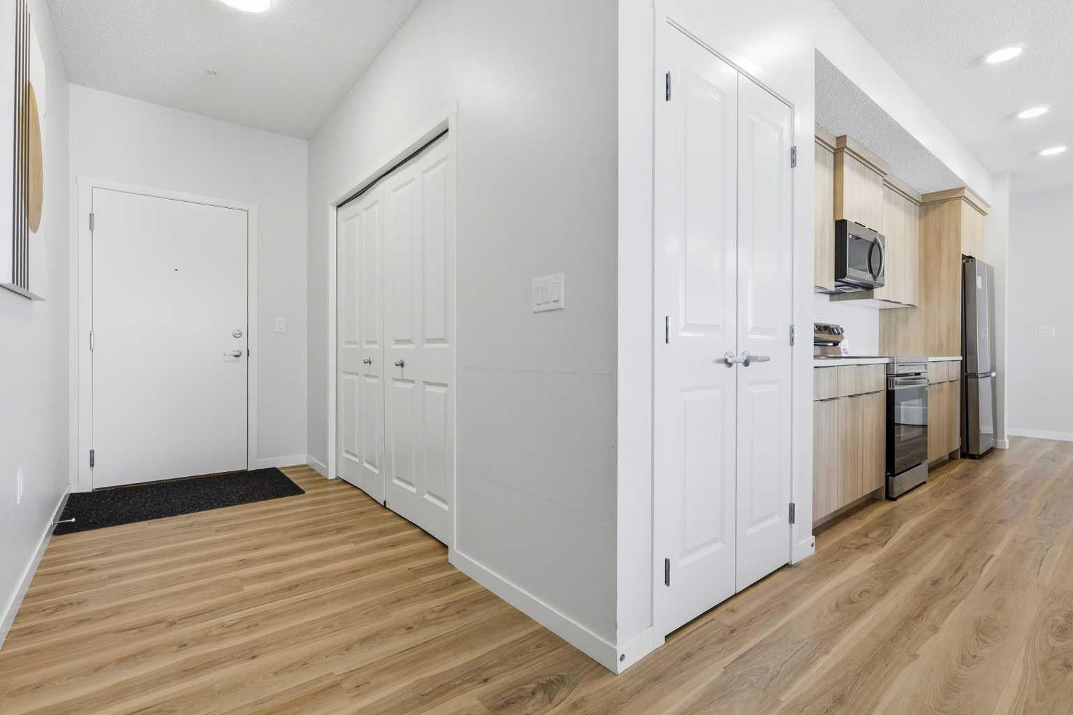 33 Carringham Gate NW 3304