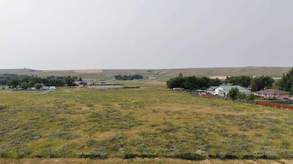 Photo of On 2 Street E, Hill Spring, AB T0K 1E0 (MLS # A2336827)