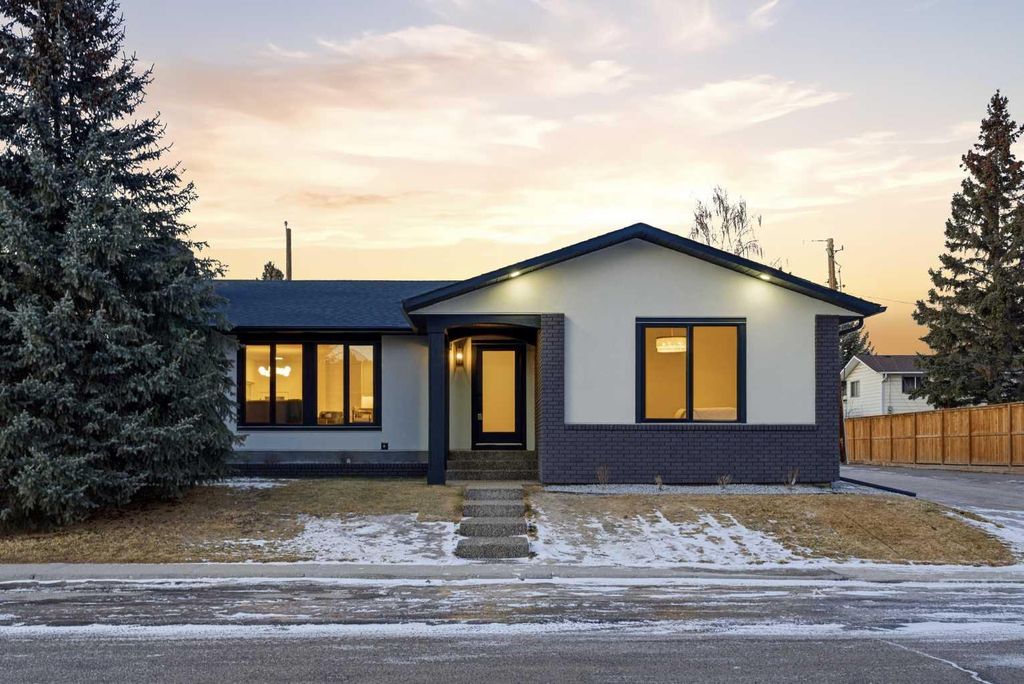 Photo of 4904 Valiant Drive NW, Calgary, AB T3A 1X2 (MLS # A2280758)