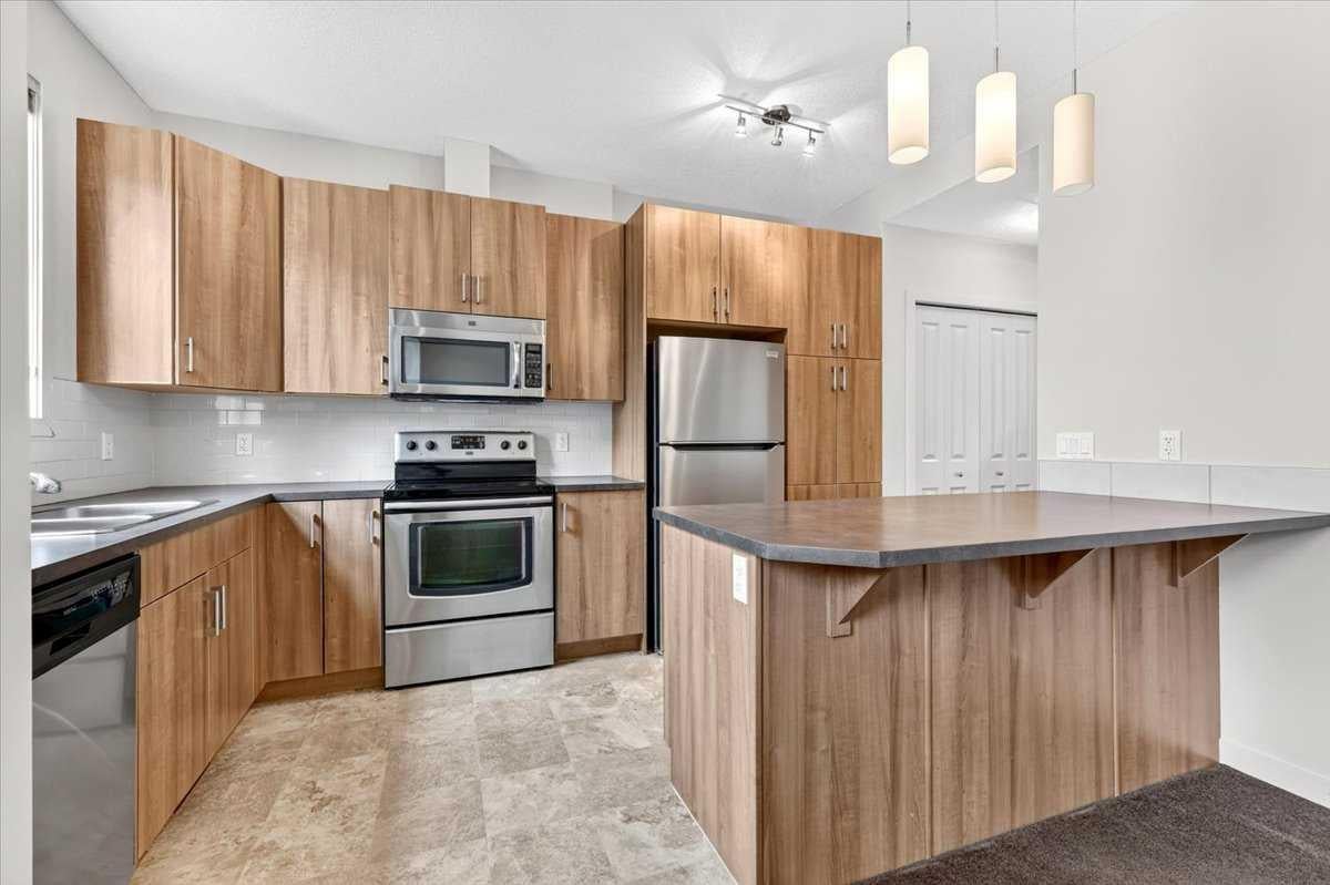 10 Auburn Bay Avenue SE 707