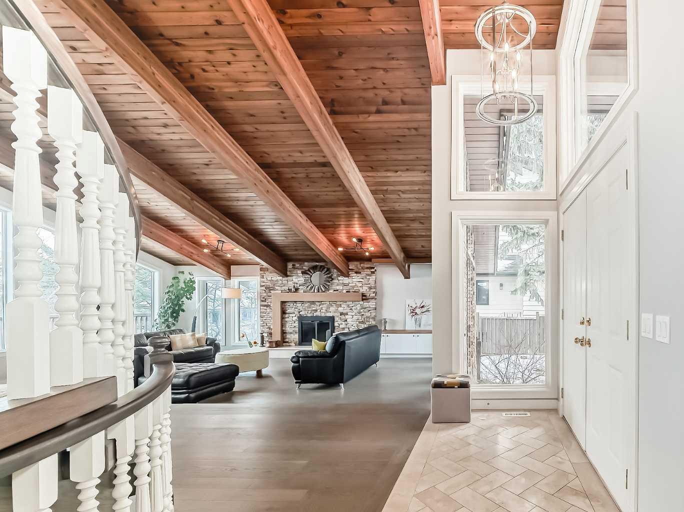 56 Patterson Crescent SW