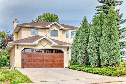 83 Gleneagles Close Cochrane AB T4C 1N7