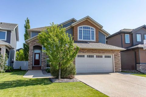 Photo of 217 Van Slyke Way, Red Deer, AB T4R 0N8 (MLS # A2300494)
